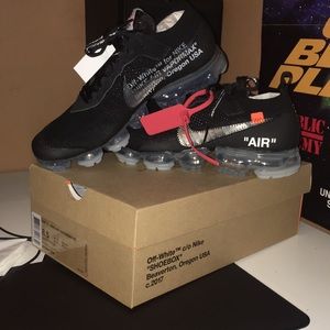 The 10: Offwhite x Nike vapormax V2 size 8.5